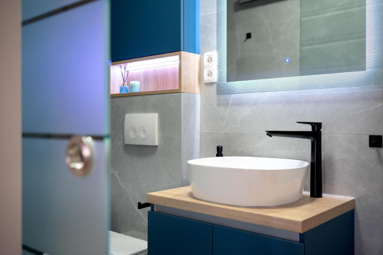 Fingerprint Central Apartment 5 Min From Center & Beach Hvar Town Luaran gambar