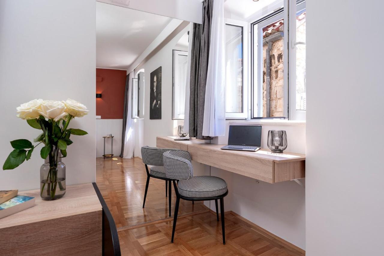 Fingerprint Central Apartment 5 Min From Center & Beach Hvar Town Luaran gambar